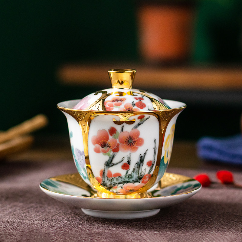 999 True gold on four sides open window with hand-painted white gold porcelain founder Xiao Jianhui Four seasons three only cover the bowl of tea cup 160cc
