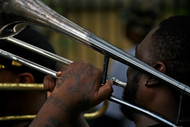 how to clean trumpet