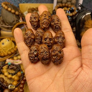 Yuanlai purple golden rat hand carved dark wind undead army 1.8