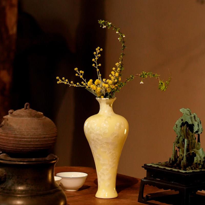 Jingdezhen Ceramic Vase with a Small Opening, Tabletop Tea Table Flower Arrangement Ornament, Zen-Style Living Room Entrance Simple Decorative Flower Vessel