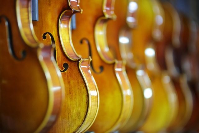 how many stradivarius violins are there