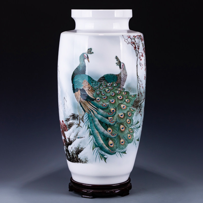 Master Hand Painter Advanced Process Art artist Hunan Province Ceramic Art Master Xiong Yulan vase pendulum pieces