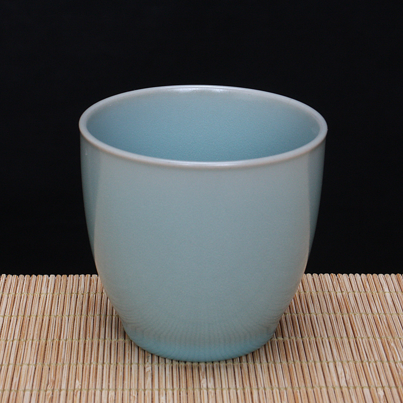 Ru Porcelain Antique-Style Glaze Aroma Cup with Full Glaze and Stand, Crafted by Henan Province Craft Master Liu Yiyin, Agate Glaze