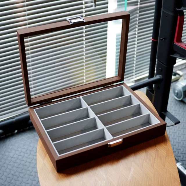 Glasses storage box Sunglasses sunglasses multi-grid display rack high-end wood grain dustproof portable eye display rack