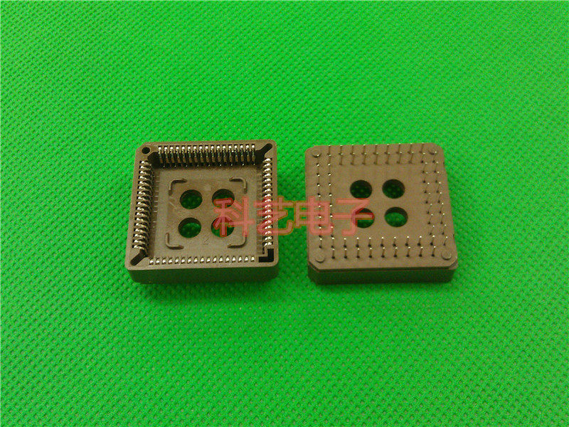 PLCC-68P chip holder 68 feet in-line with the same type of