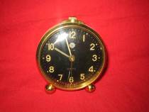 Shanghai (seagull) 8 days 15 drill fine Horse alarm clock