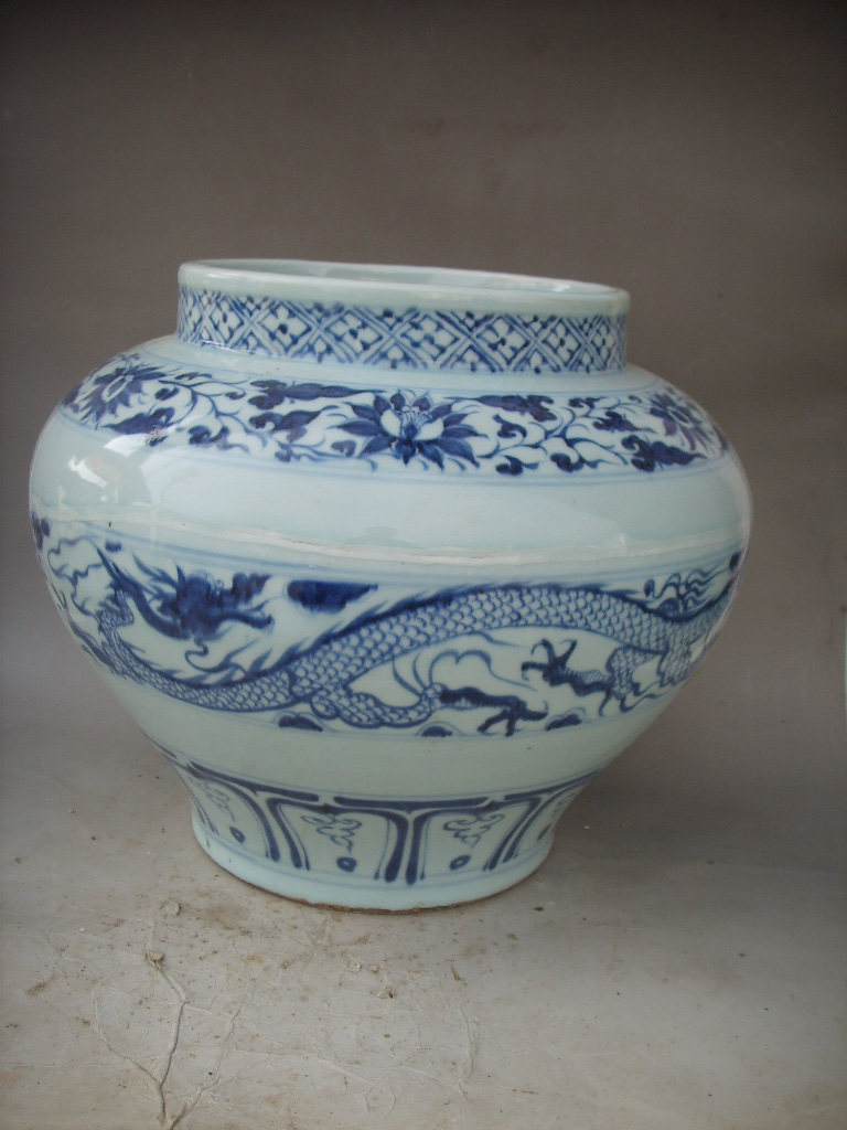 Yuan blue flower double dragon jar