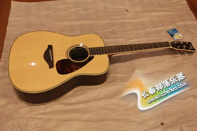 yamaha fg730s yamaha single board folk guitar Changchun tribal instrument tribal piano line