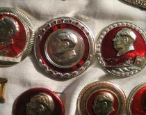 340 Boutique Mao chapter diameter 5 cm 9 red five stars 1