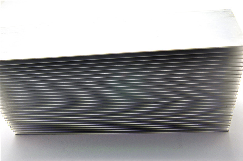 ��������ɢ��Ƭ����ɢ�����ܳ�ɢ����150*69*36mm