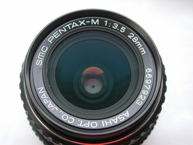Good color of PK Cruise BS SMC Pentax M 28 3 wide angle lens