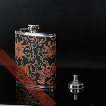 Snow Wolf Lake Thickened - 7-cup 304 stainless steel wine bottles portable wine bottles gifts for friends fashionable gifts