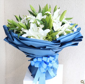 黑河伊春永康香水百合花束大庆同城鲜花速递朋友同事领导长辈礼物