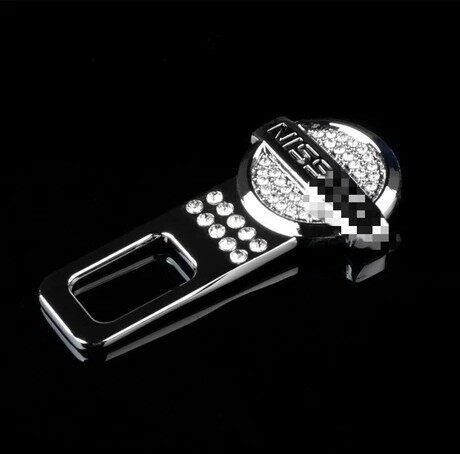 日产尼桑新天籁骐达奇骏逍客装饰汽车安全带夹保险带卡扣插销插扣