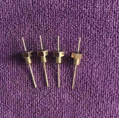 Core capacitance thread M4-332 100V 10A 3300PF CT52-332