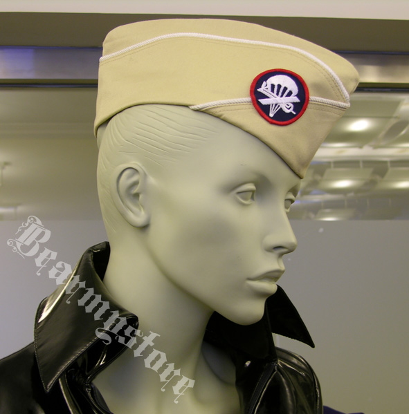 Replica of the U.S. World War II 101 Wuthering Heights Hawk Division Paratrooper Summer Boat Hat Khaki Beige Summer Boat Type Hat