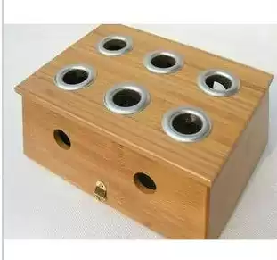 Bamboo six-hole moxibustion box) 6-hole moxibustion box) Six-eye Ai Zi box) Moxibustion device with moxibustion jar