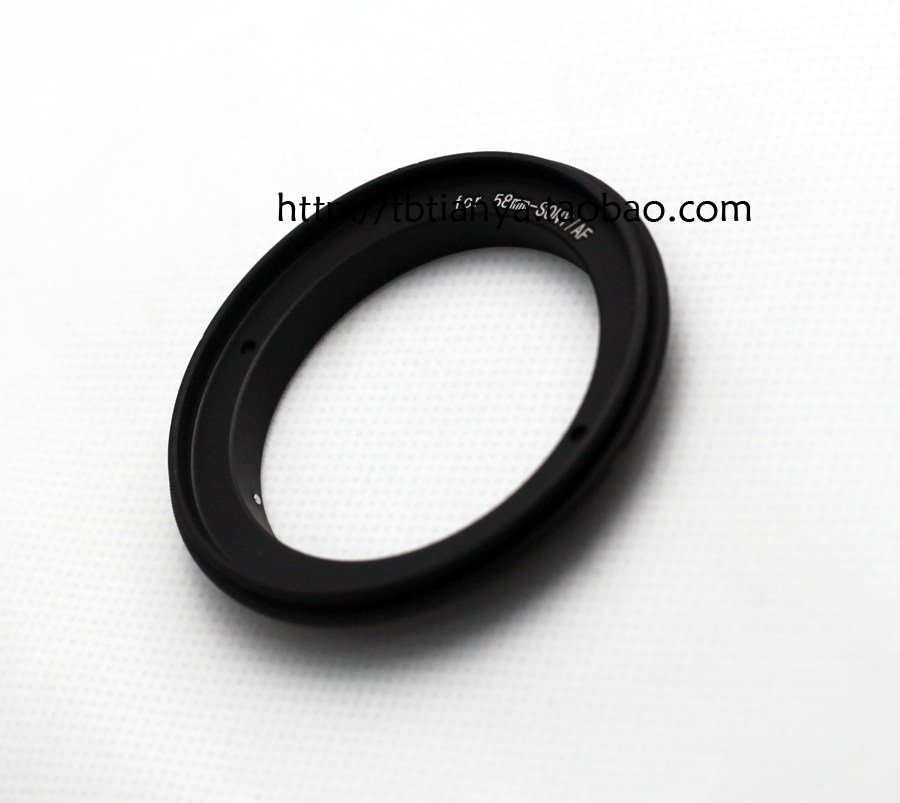 EF bayonet 52mm lens to the receiving ring near the Regent