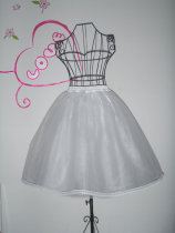Lolita Soft yarn Practical petticoat Medium and long bell-shaped skirt with lining Hepburn Retro half Petticoat