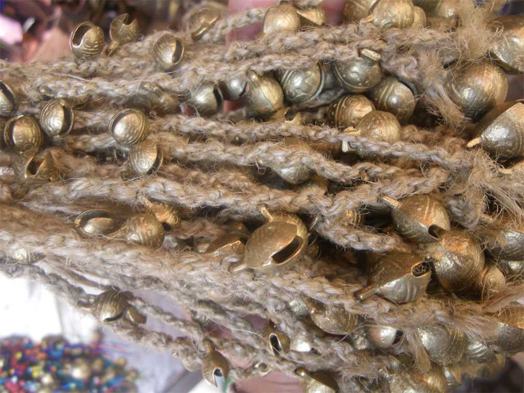 Lijiang Ping An Sul --- Hemp Rope Brass Bell handmade bronze ware East Bose Suzuma Lijiang Special production
