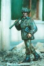 TOP resin soldier model 55328 1:35 World War II German bombing soldiers and Iron Fist soldiers model