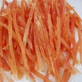 Сегодня специальные закуски для собак. Освободиваемая куриная куриная курица.