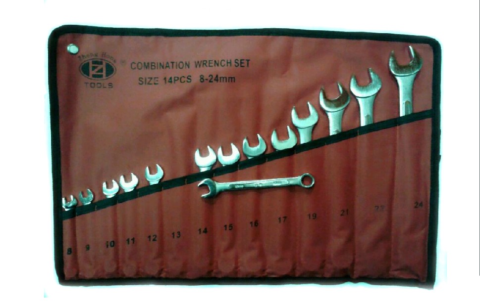 Plum Blossom Opening 14 Sets of Locomotive Repair Tools Repair Tools