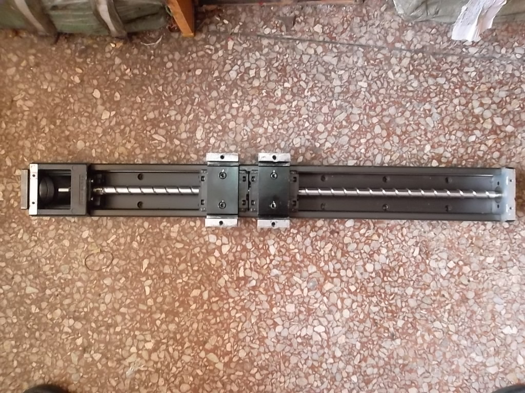 BALL BEARING WIRE ROD SLIDING TABLE WIRE ROD SLIDING TABLE STRAIGHT SLIDING TABLE LINEAR MOTION SYSTEM MICRO-LINEAR MODULES KR46