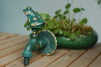 Special European pastoral animal faucet garden faucet antique faucet green frog