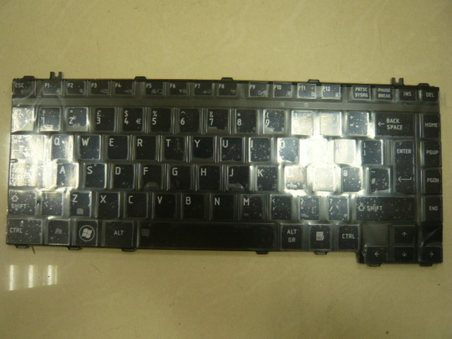 TOSHIBA M640 645 New Original Backlight UK Keyboard