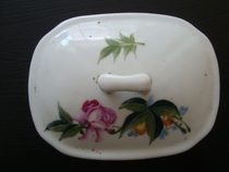 T1909 Jianguo town name porcelain hand-painted five-color flower soap box