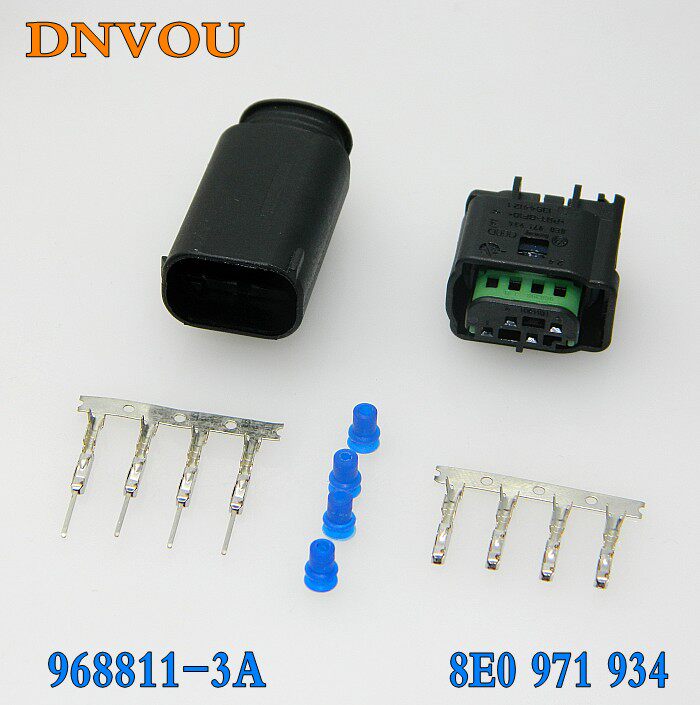 BMW S1000R turn light taillights total plug reversing image retrofitted connector car connector line plug-Taobao