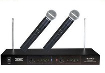 100 100-card 882 dual handheld wireless microphone