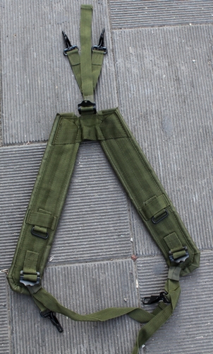 U.S. Y - type strap green metal button Vietnam warfare fittings and weight straps