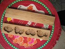 Boutique Jiaodong fruit wood snack mold biscuit mold mooncake mold peach rice cake mold four-hole Animal Flower Basket