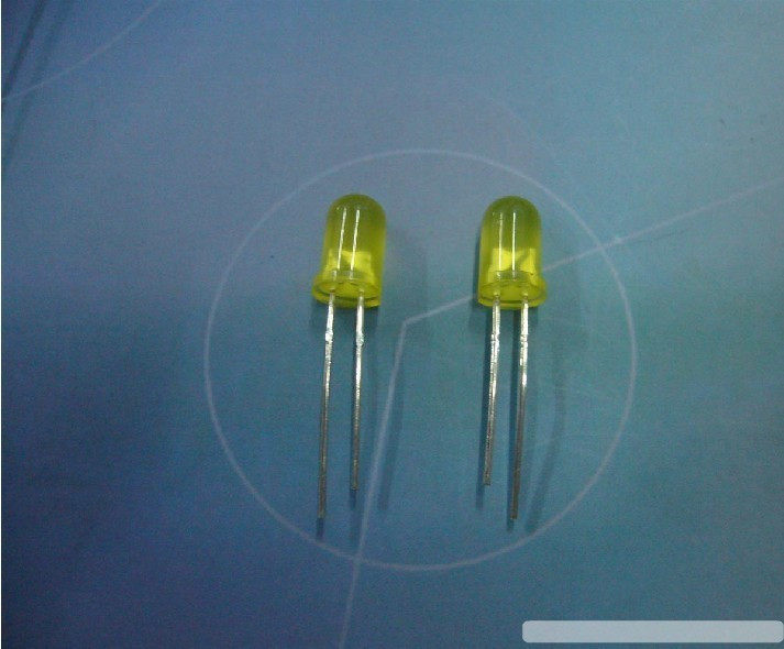 5MM high bright yellow environmental protection LED light emitting diode astigmatism colloidal yellow short foot