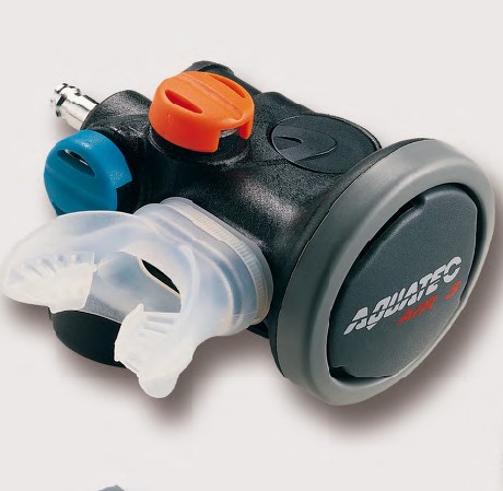 (Gold Scale Diving) Taiwan Aquatec air-3 Submersible Equipped with Suction Regulator Buzzer