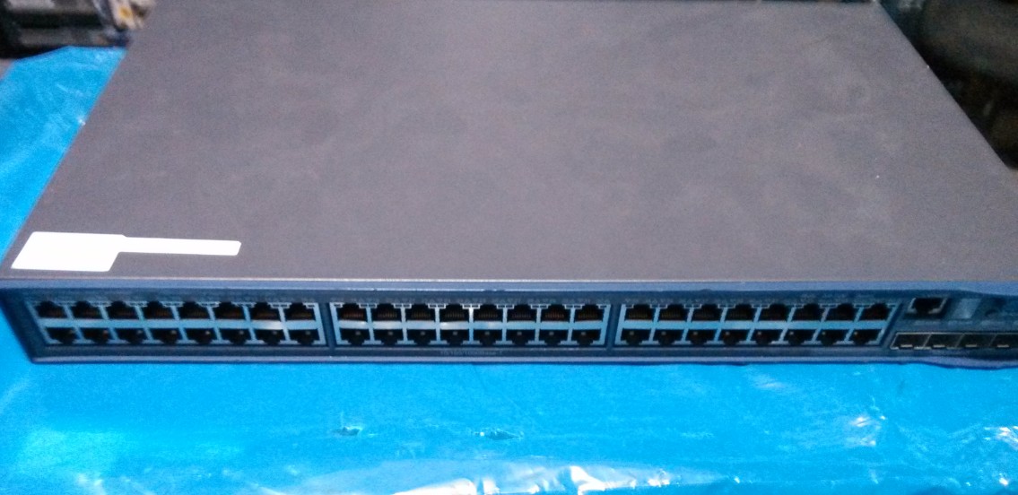 H3C H3C S5100-48P-SI 48 one thousand trillion one thousand trillion 4000 trillion reused SFP anti-loop network management switch original