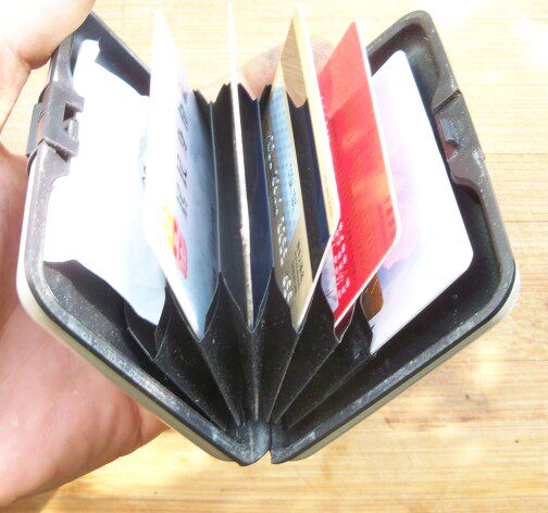 6 grams of aluminum shell plastic bile card credit card clip box life is long
