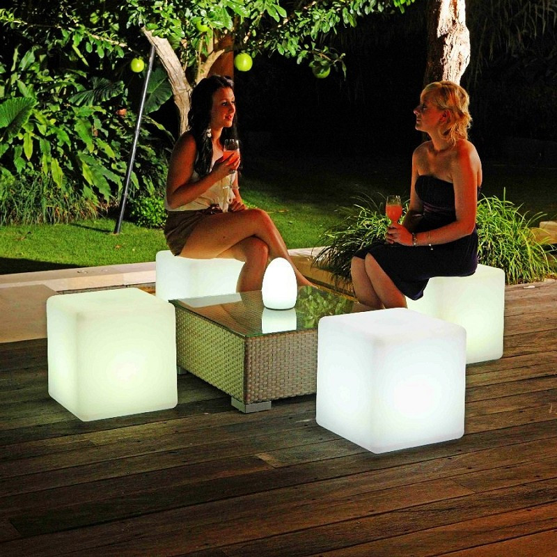 Hotel Outdoor Decoration Square LED Charging Table Lamp Creativity Anti-Fall Luminous Cube Courtyard Home Innate lamp