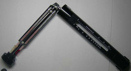 Spot hand shaking type temperature and humidity meter Thermometer Rocking Watch Coating Ship Industry Supply Pendant Chain Type Warm Moisture Meter