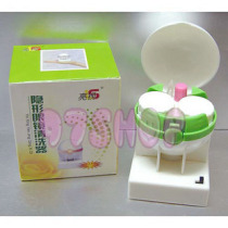 Crown Merchant ╭⊙ǒ⊙╮ No. 1: Lens Vision Globe-shaped Glasses Cleaner