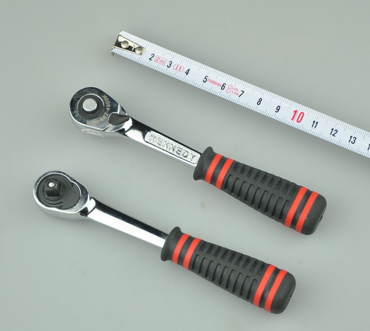British KENNEDY72 tooth professional grade reversible rubber handle ratchet wrench KEN-582-4005K Cromwell