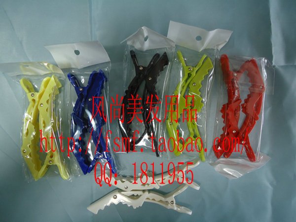 Crocodile clip for 2 1 pair (color random hair)