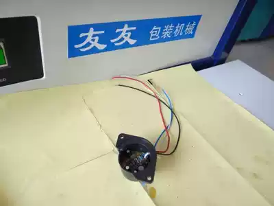 Factory direct sales semi-automatic baler strapping machine automatic strapping machine box machine accessories TD