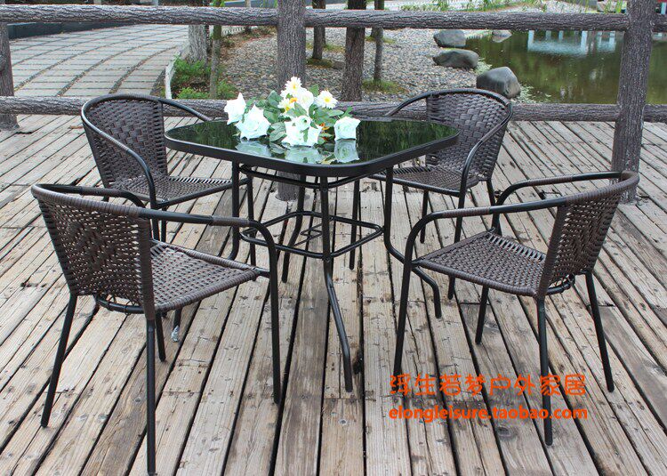 Outdoor leisure small rattan chair furniture Garden imitation rattan square table and chair set Balcony table and chair five-piece set