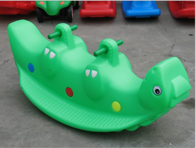 Large thickened plastic wooden horse rocking horse rocking music plastic double rocking horse three-person Shami kindergarten seesaw
