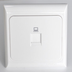 Розетка сетевая LAN Саймон переключатель 61