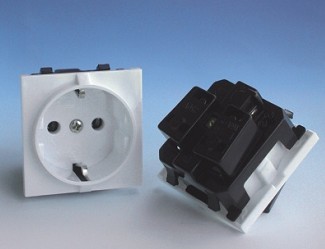 E-08 Rongfeng RONG FENG German power outlet