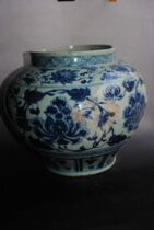 yuan qing hua chan zhi peony pattern tank